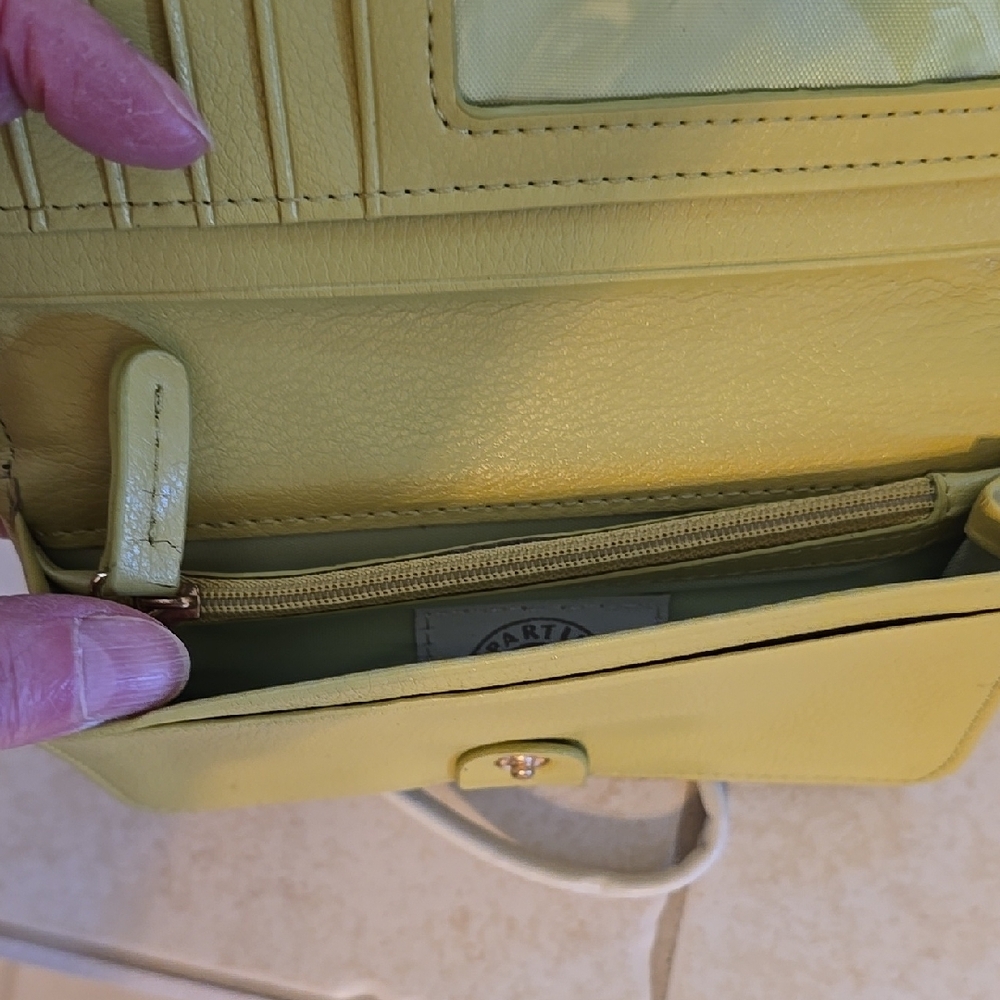 Spartina 449 Navy and Cream Wristlet - Picture 5 of 7